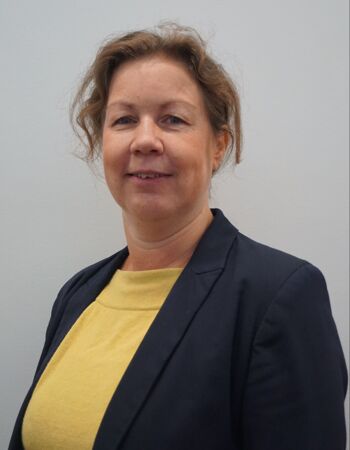 Mrs Samantha McManus Mrs Samantha McManus