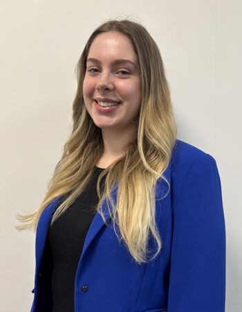 Miss Lauren Guest Miss Lauren Guest